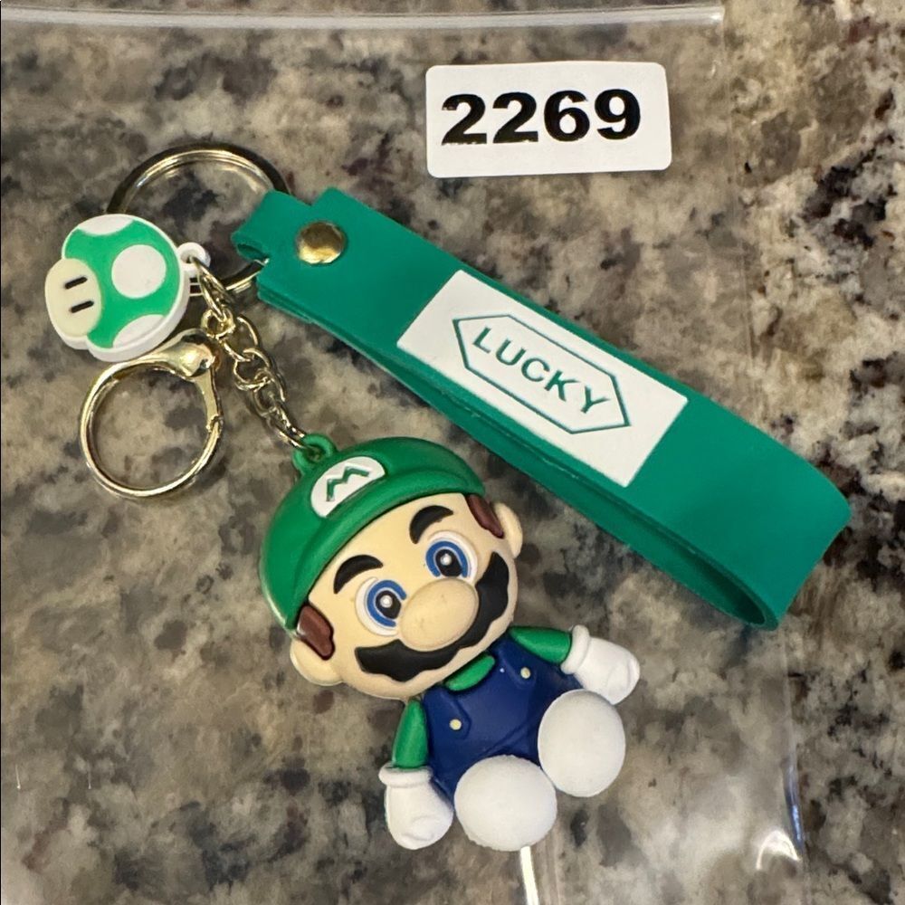 2269 Matthew Fun Item Lucky Mario  Key Ring & Bag Charm